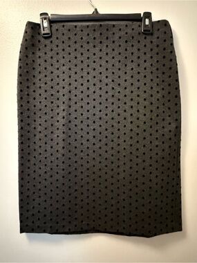 Classic Grey Polka Dot Pencil Skirt- Great for Office